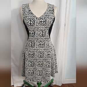 Charming Charlie Black and White Geometric Mini Dress